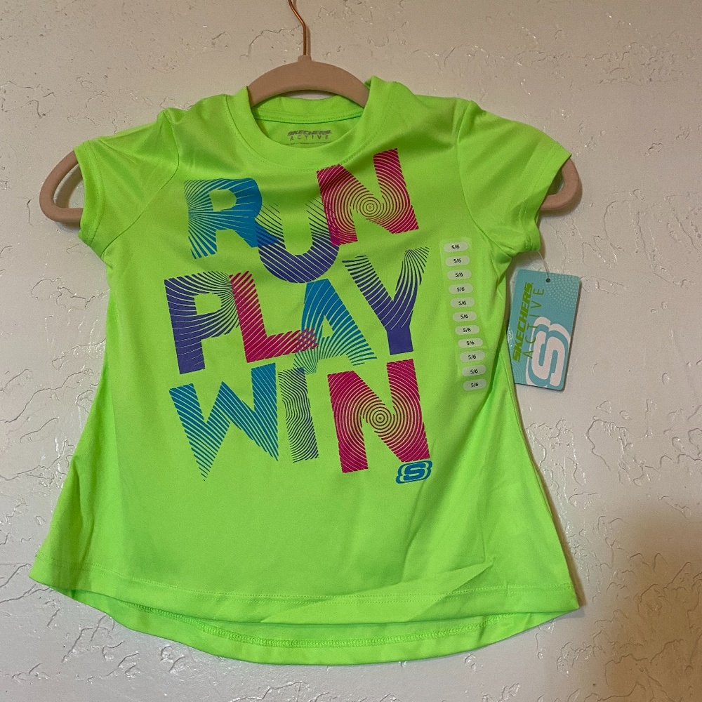 NWT-Skechers Active kids blouse, size 5/6